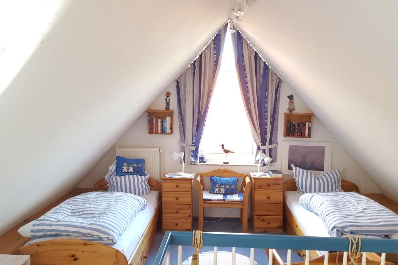 Spiekeroog Foto 8 Schlafzimmer Spitzboden