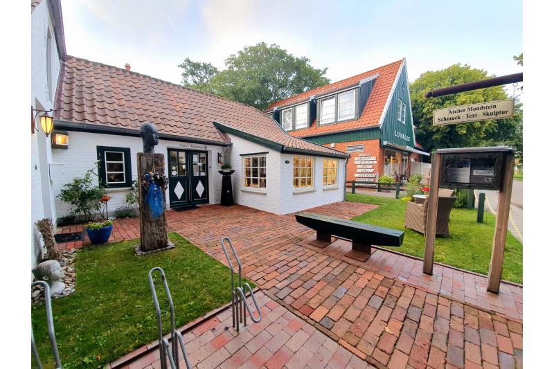 Spiekeroog Foto 4 Atelier Eingang mit Wellhornschnecke