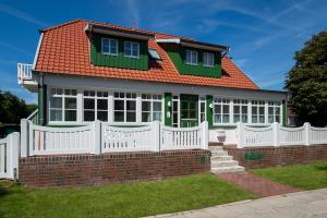 Spiekeroog Foto 1 Us Spiekeroog - Haus Bullerbü 