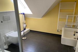 Spiekeroog Foto 6 Wohnung 5 - Badezimmer