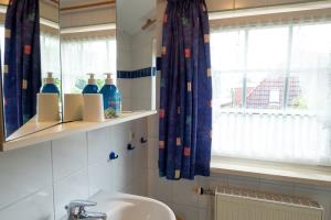 Spiekeroog Foto 4 Fewo2 Bad